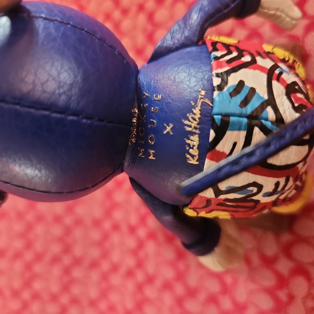 M.M.key Chain - Picture 3 of 8